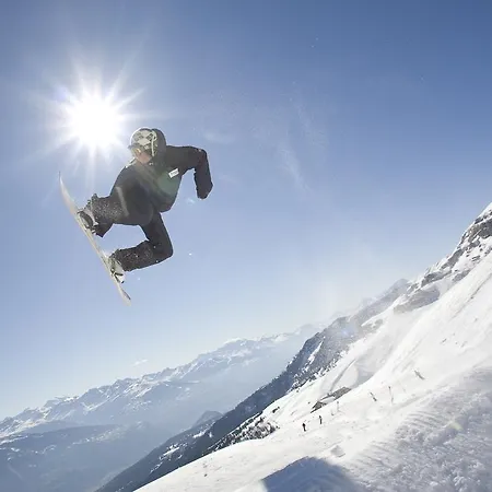 Des Alpes - Sunset View - *