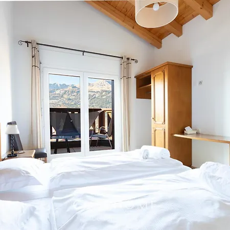 Dağ evi Des Alpes Crans-Montana