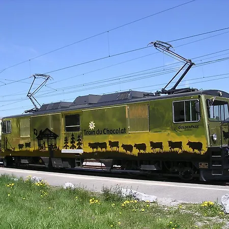 Des Alpes - Family - By Cosyhome Шале Кран-Монтана