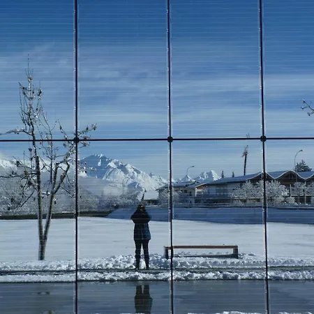 Des Alpes Dağ evi