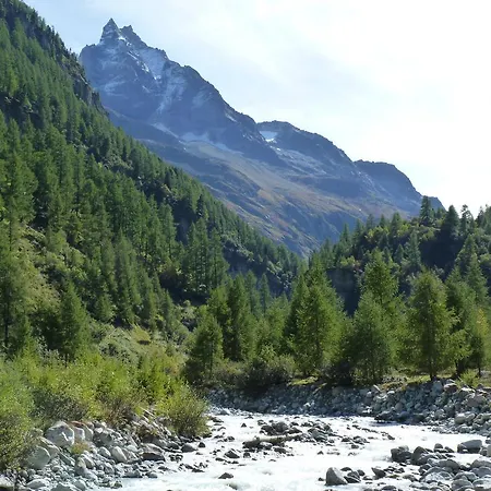 Des Alpes Chalet *